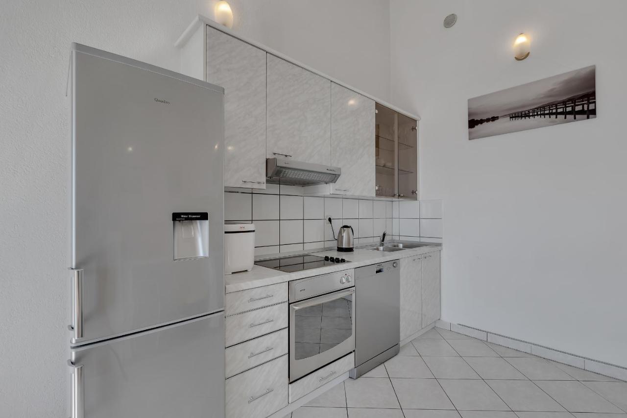 Apartman Sara บาชกาโวดา ภายนอก รูปภาพ
