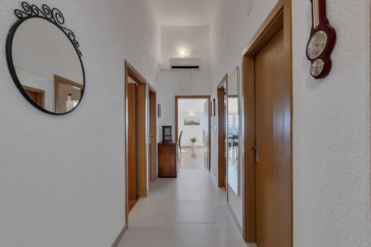 Apartman Sara บาชกาโวดา ภายนอก รูปภาพ